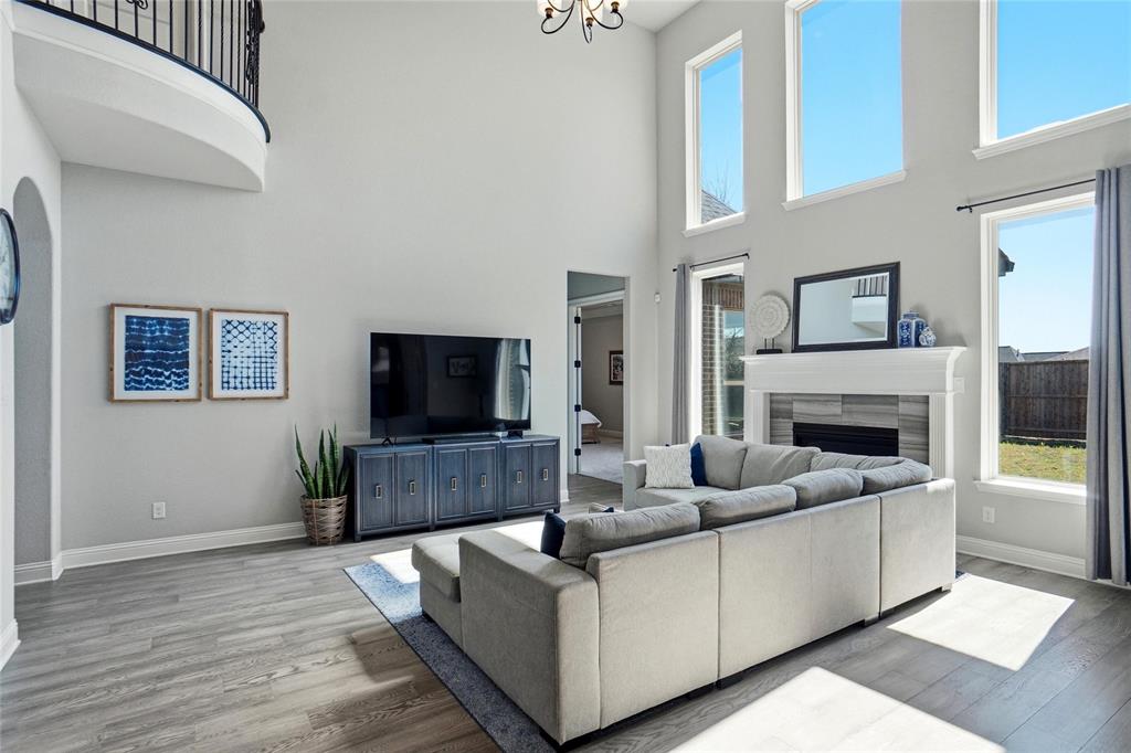 Canyon Fall - Residential