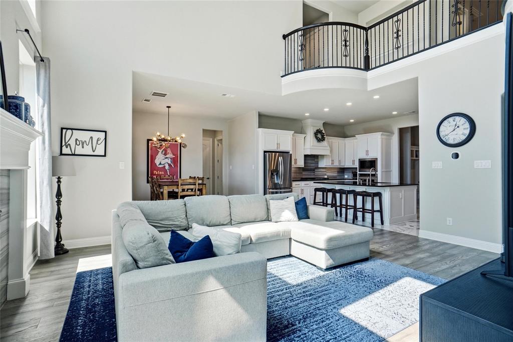 Canyon Fall - Residential