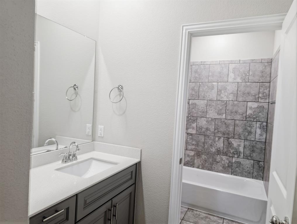 Woodbridge Ph 21b - Residential Lease