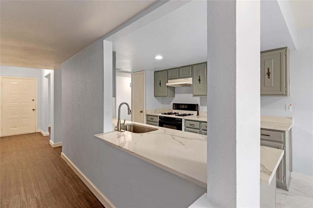 1007 Elk Grove Drive