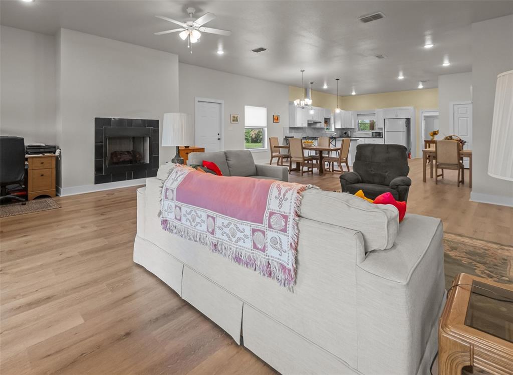 1461 VZ County Road 4607