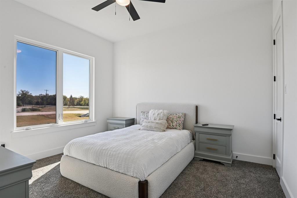 MOORES LAKE ESTATES PHASE 1 - Residential