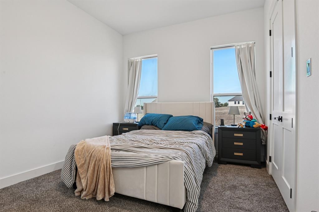 MOORES LAKE ESTATES PHASE 1 - Residential