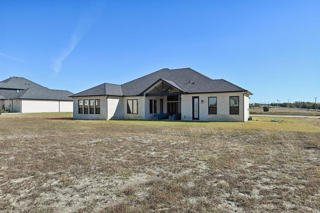 MOORES LAKE ESTATES PHASE 1 - Residential