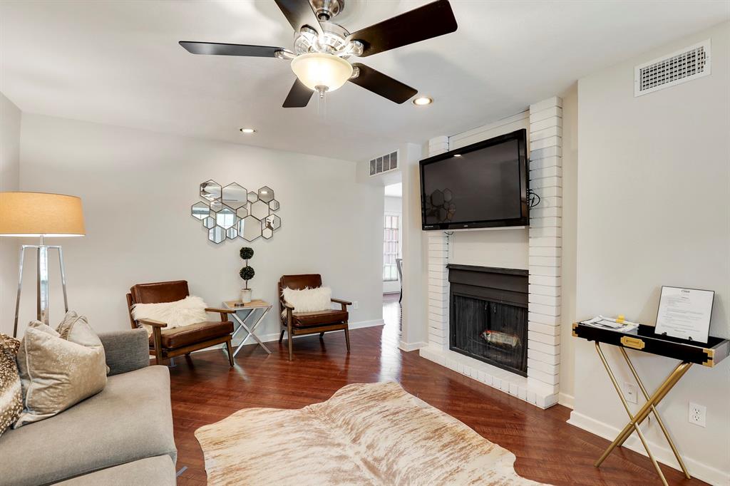 Pagewood Twnhms Ph 01 - Residential Lease