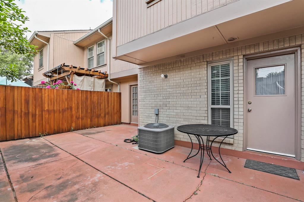 Pagewood Twnhms Ph 01 - Residential Lease