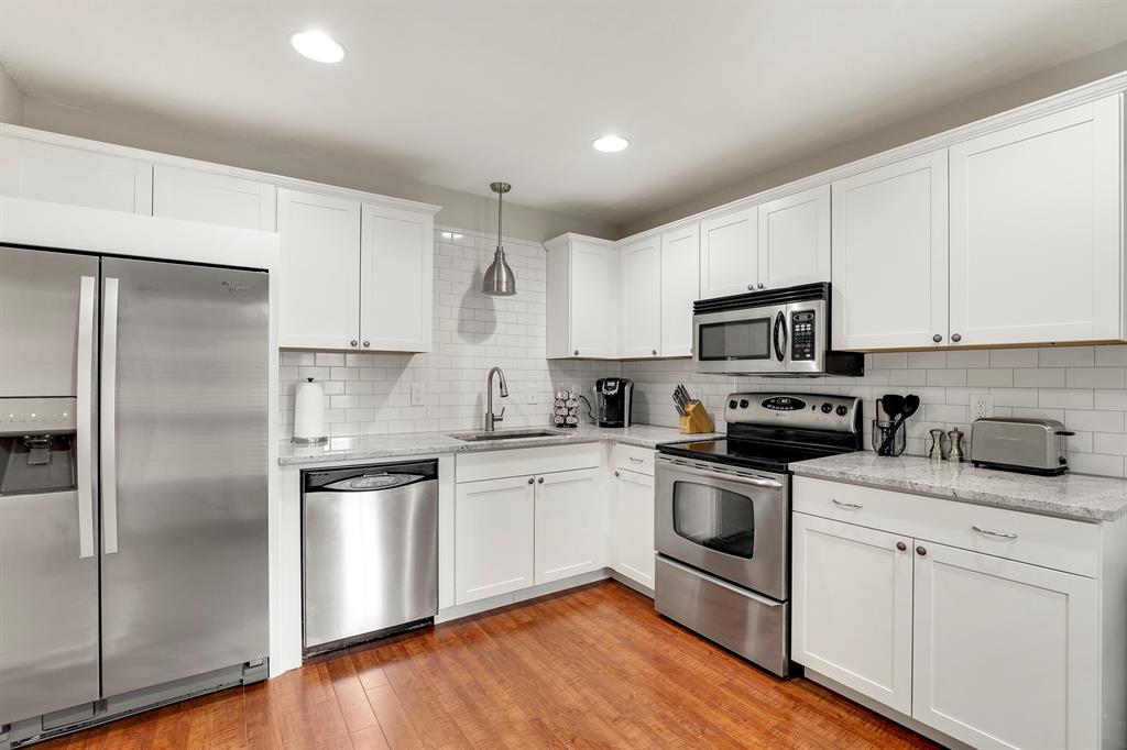 Pagewood Twnhms Ph 01 - Residential Lease