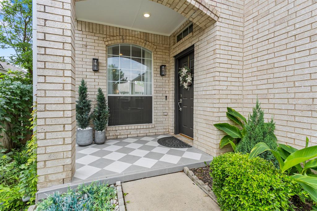 4932 Glenscape Trail
