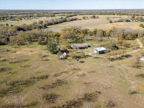 A home in Lone Oak