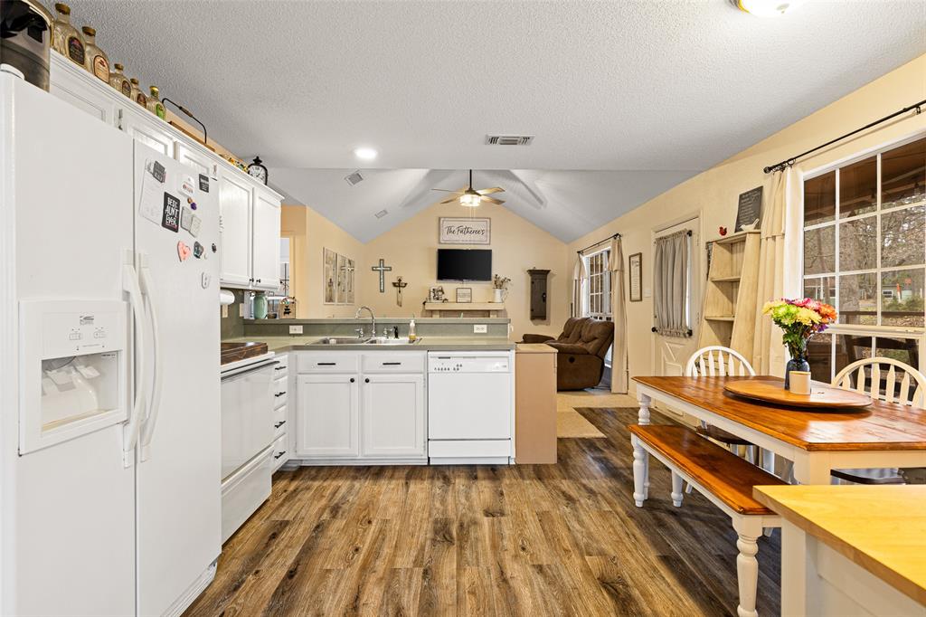 Holly Lake Ranch - Residential