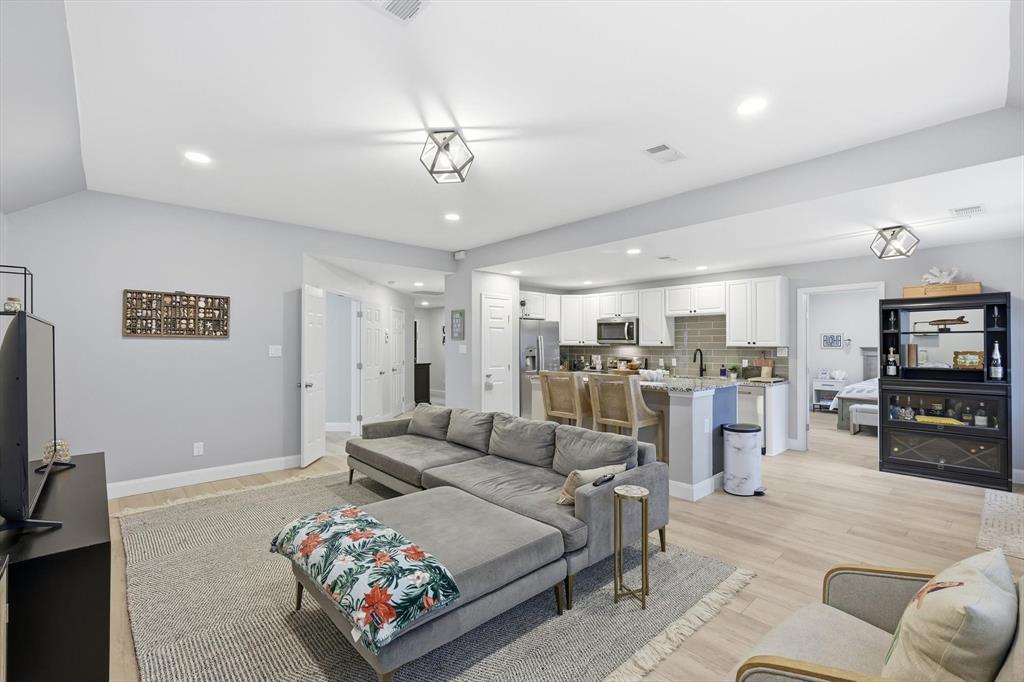 3901 San Lorenzo Drive