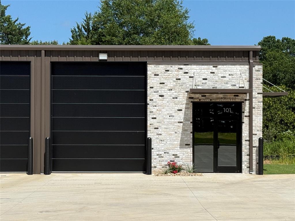 NA - Commercial Lease