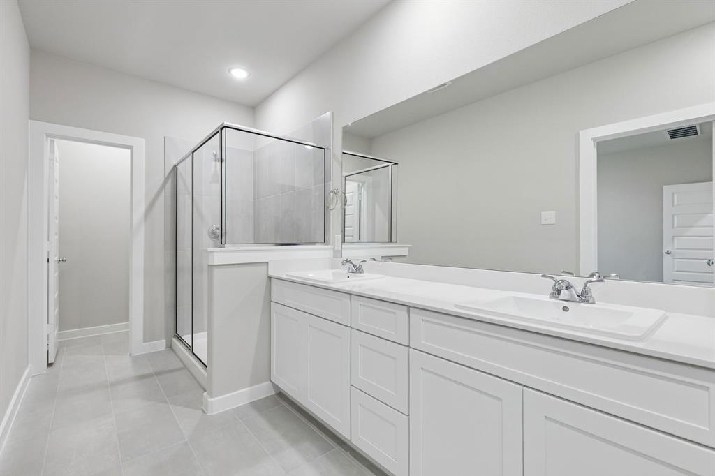 Terra Vella - Residential