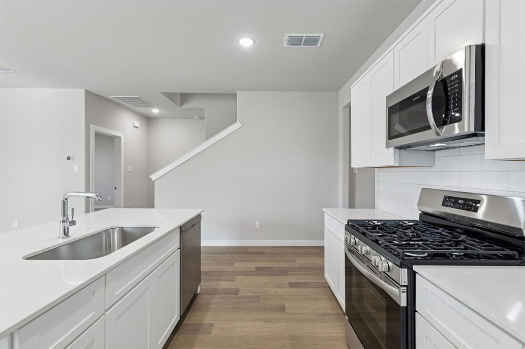 Terra Vella - Residential