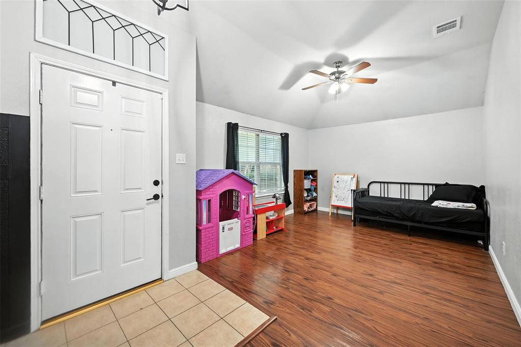 11824 Ponderosa Pine Drive