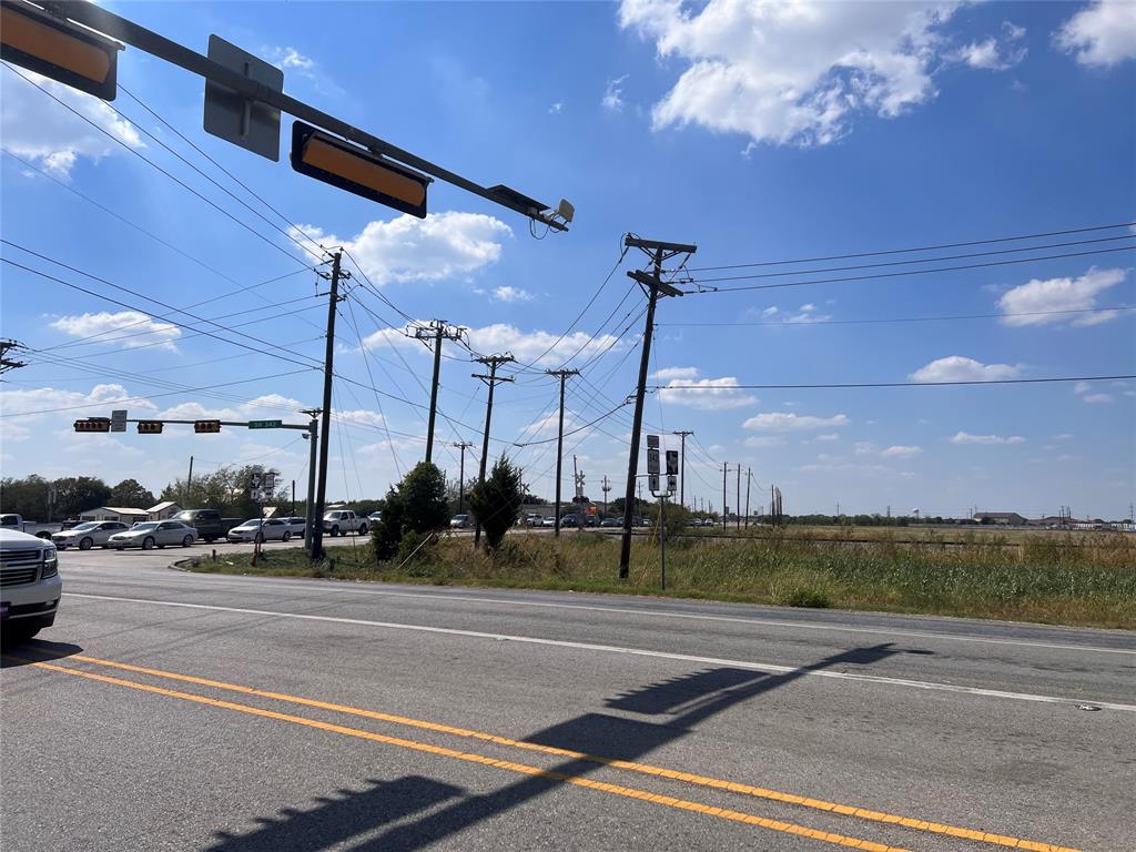 Pollard Kirkland - Land