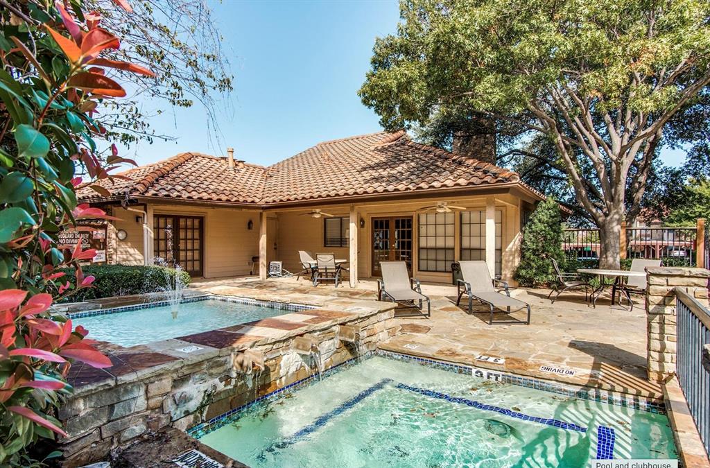 Preston Oaks Crossing Condos 01 & 02 - Residential