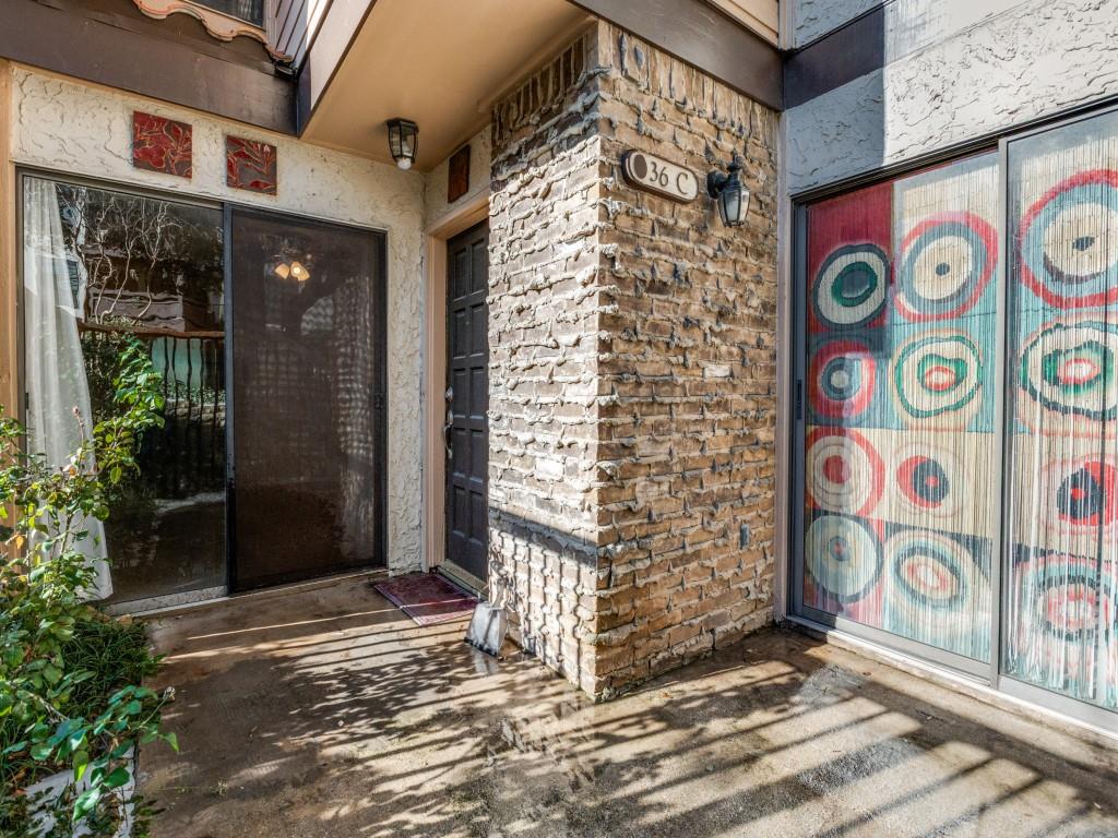 Preston Oaks Crossing Condos 01 & 02 - Residential