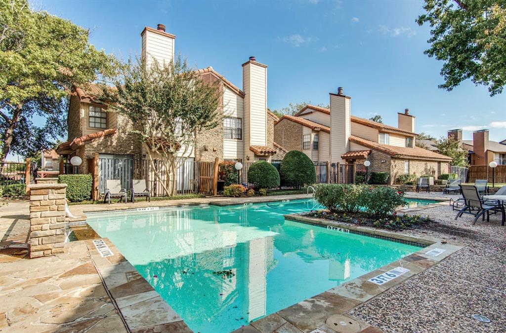 Preston Oaks Crossing Condos 01 & 02 - Residential