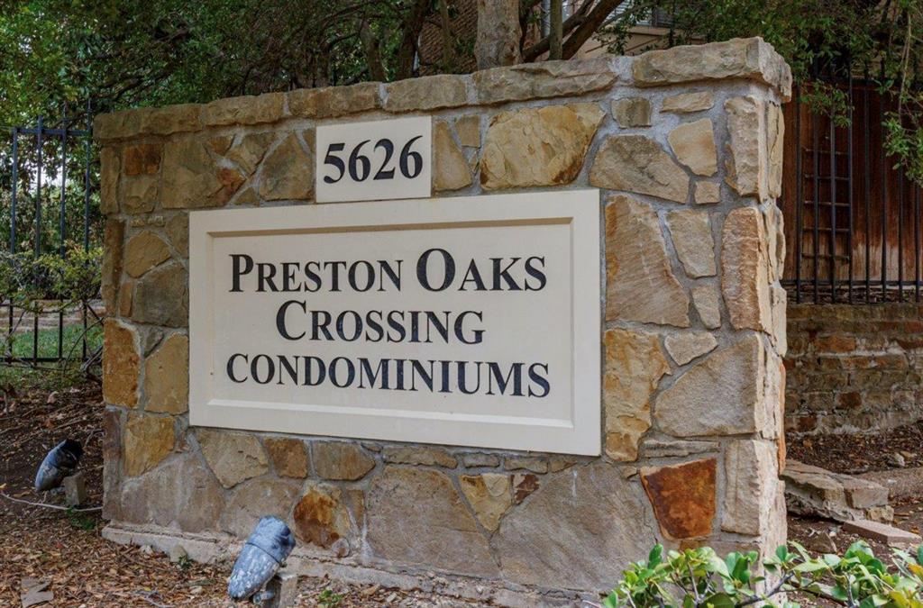 Preston Oaks Crossing Condos 01 & 02 - Residential