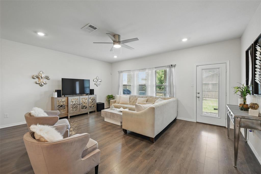 6213 Bracken Drive