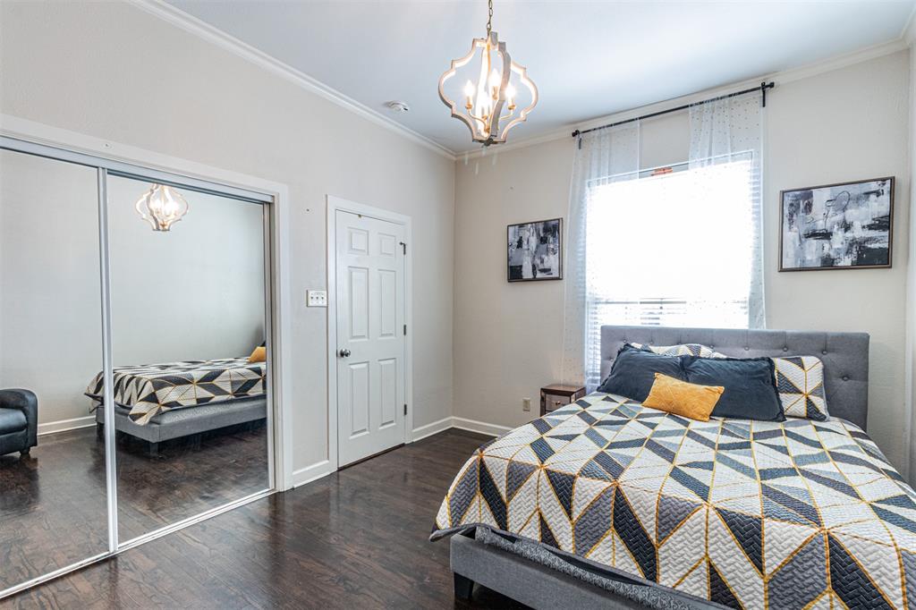 Dallas Land & Loan 03 - Residential