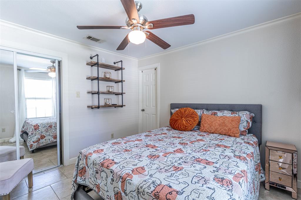 Dallas Land & Loan 03 - Residential