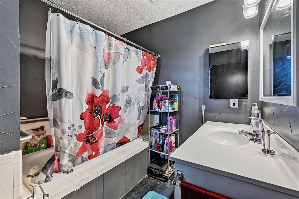 MCDANIEL GRANGER - Residential