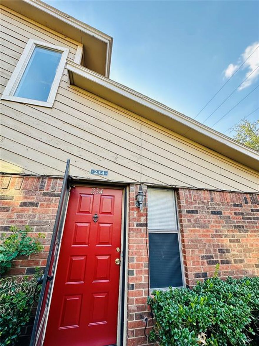 Welcome to this well-maintained and inviting residence offering comfort and convenience in a desirable location. The kitchen provides granite counters tops, slick black appliances which includes refrigerator. The spacious living room flows to the dining area with easy access to the beautiful covered porch. For optimal convenience and privacy, the primary bedroom suite offers a private bathroom and generous closet spaces. Upstairs offers two additional bedrooms and full bathroom to provide flexibility for family or guests. Located in a desirable community close to shopping, dining, parks, and major commuter routes, this townhome offers low-maintenance living without compromising on space or functionality. This property is ideal for homeowners or investors alike. Bonus features include all appliances and stunning hardwood floors throughout.