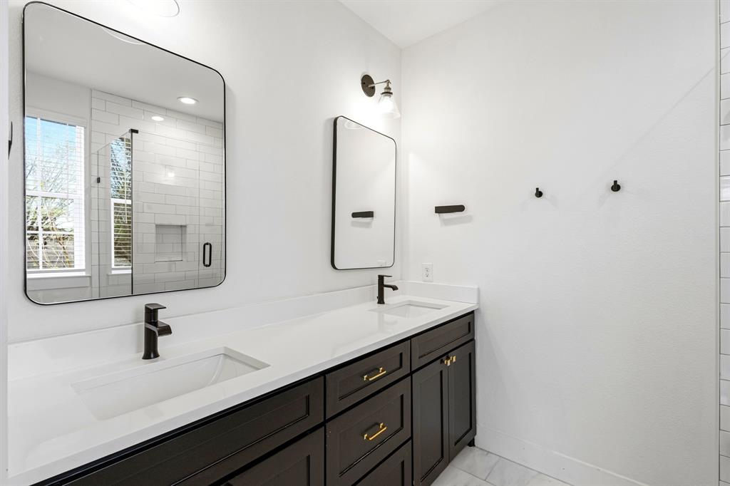 Mount Auburn - Residential