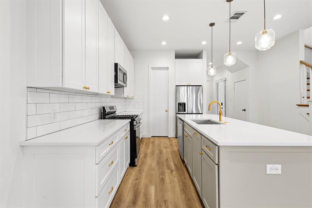 Mount Auburn - Residential