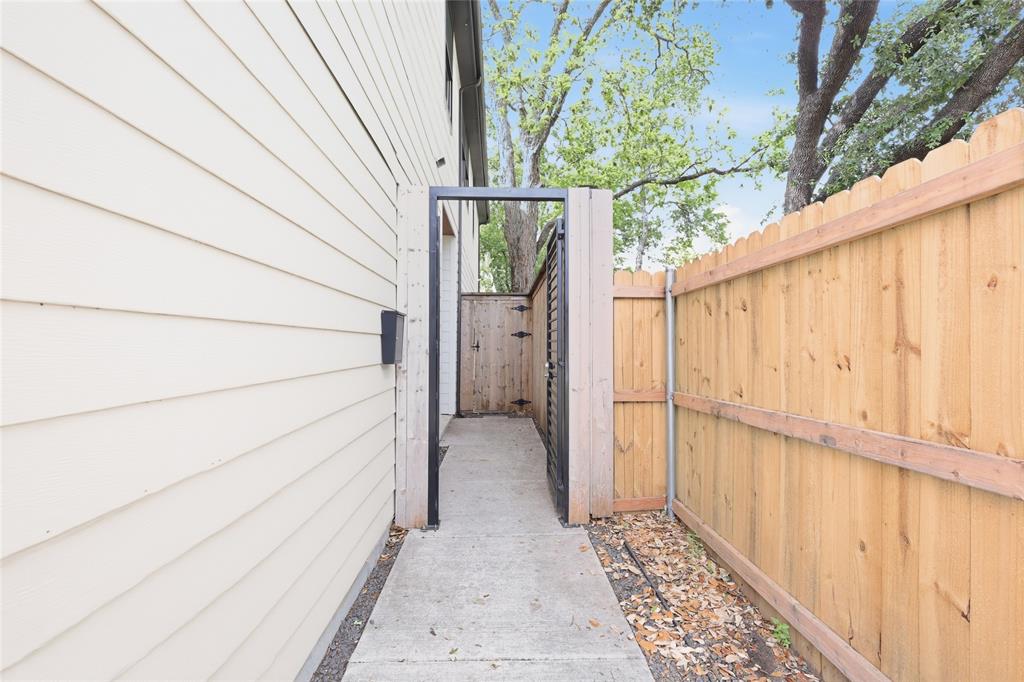 1007 Mount Auburn Avenue