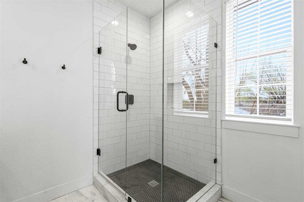 Mount Auburn - Residential