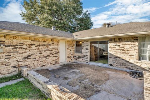 A home in DeSoto