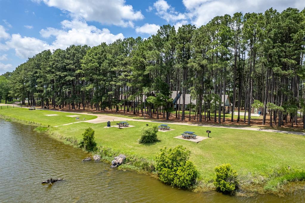 8595 Toler Pointe