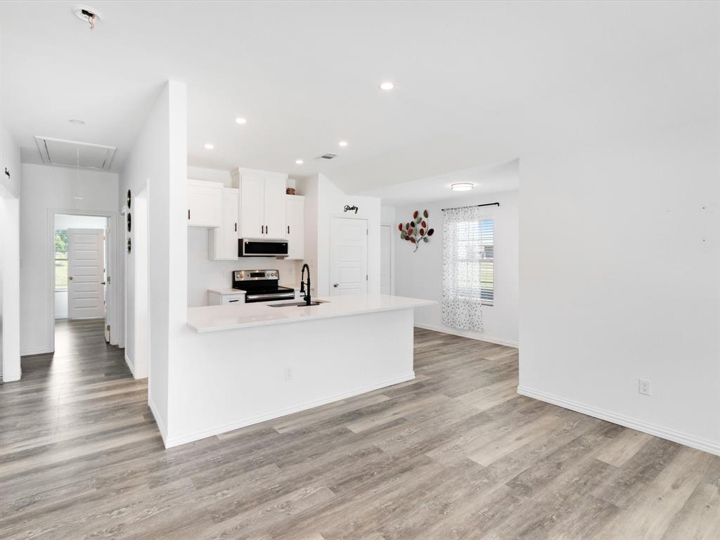 Fairview Ennis-Rev - Residential