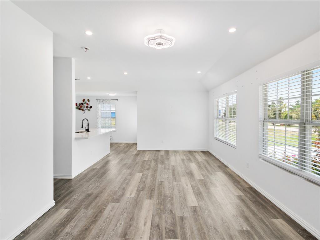 Fairview Ennis-Rev - Residential