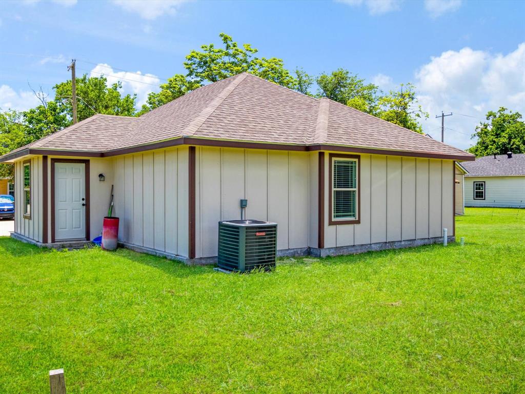 Fairview Ennis-Rev - Residential