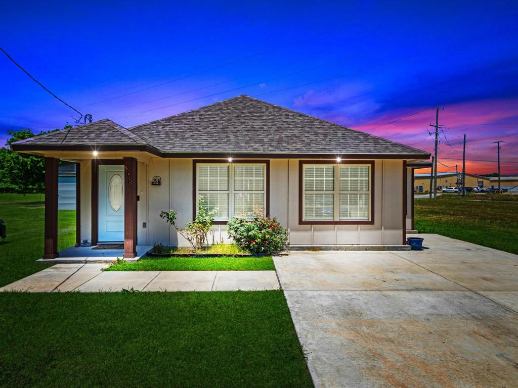 Fairview Ennis-Rev - Residential