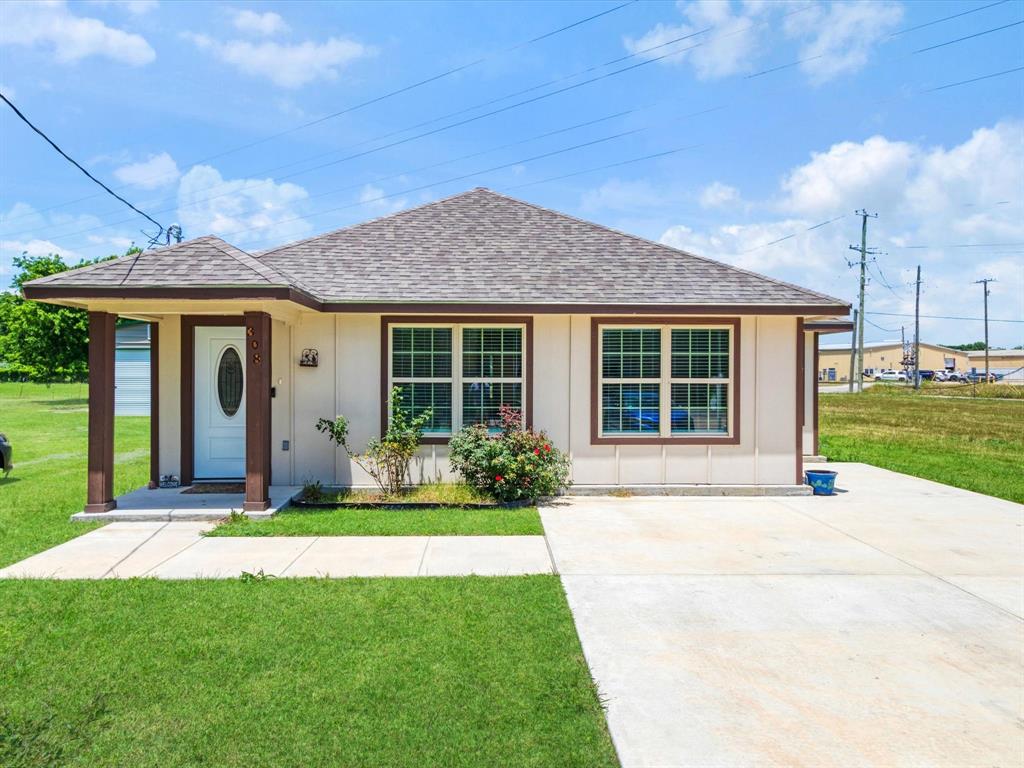 Fairview Ennis-Rev - Residential