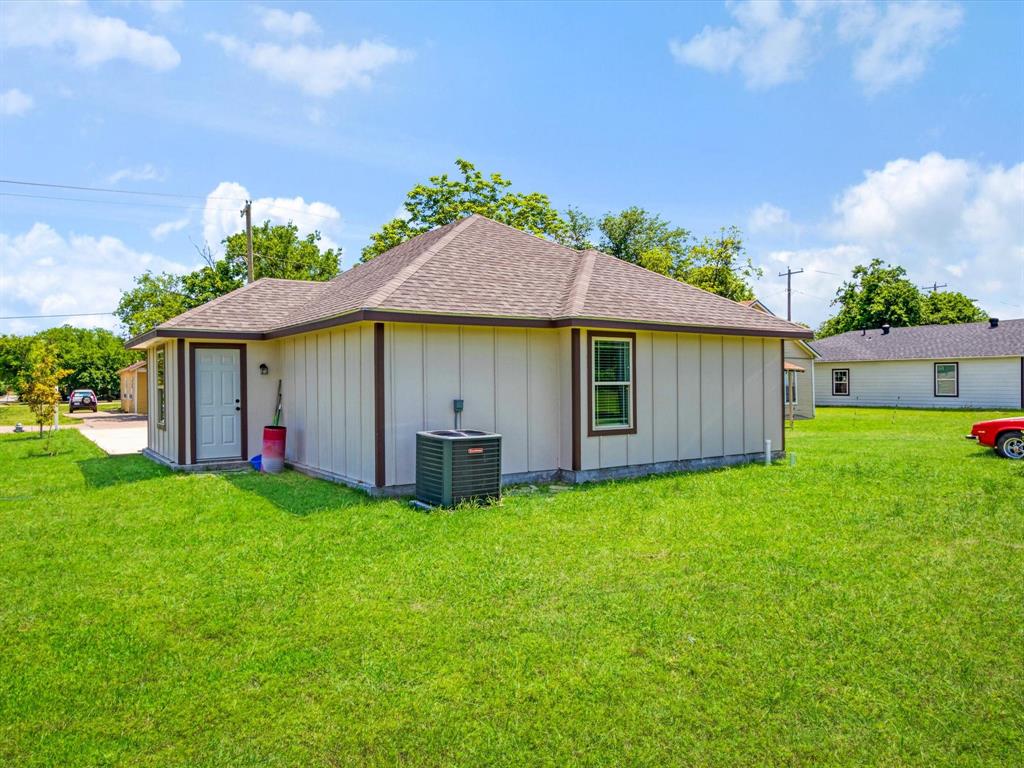 Fairview Ennis-Rev - Residential