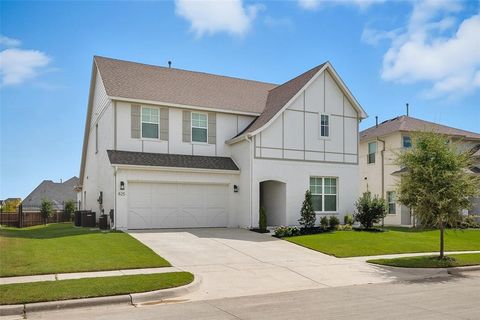 825 Highlands Avenue Aledo TX 76008
