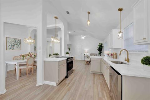 Tiny photo for 1005 Acapulco Lane, Arlington, TX 76017 (MLS # 21100428)