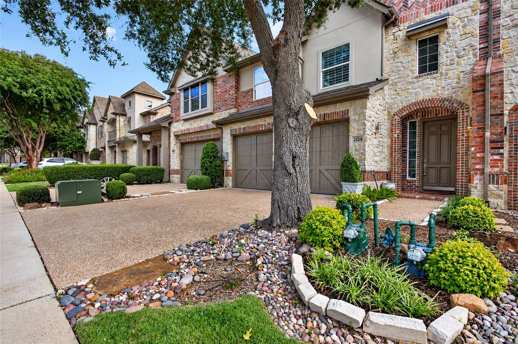 2424 Greymoore Drive
