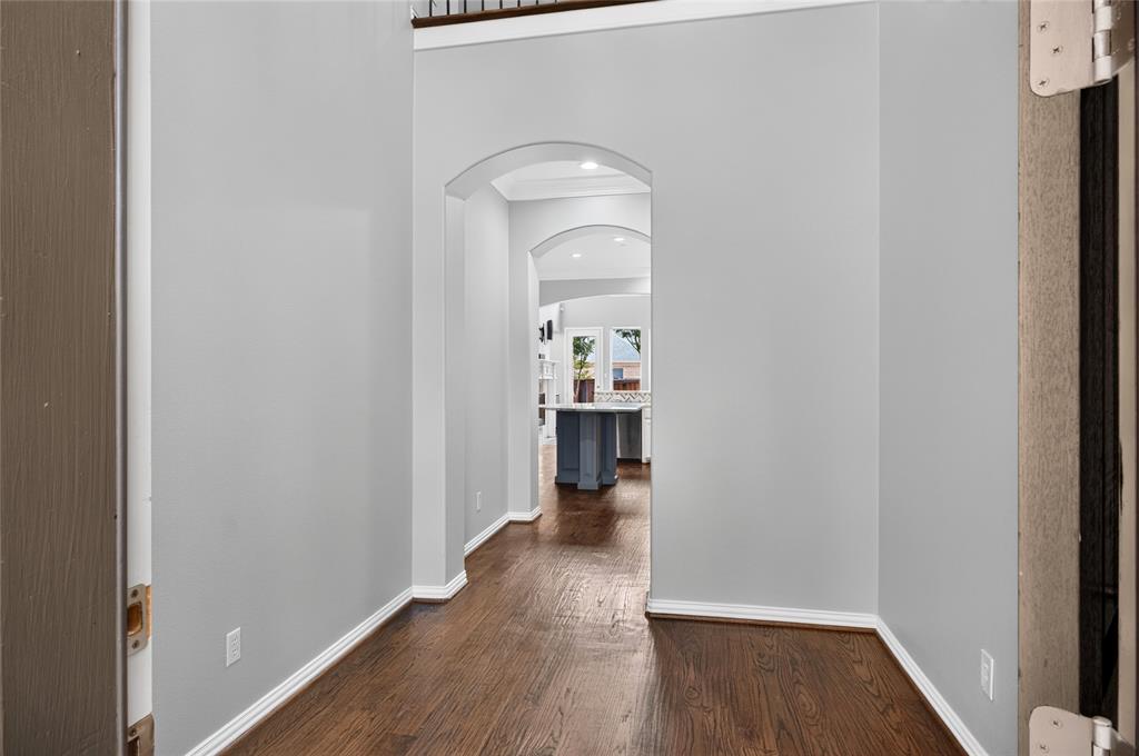 2424 Greymoore Drive