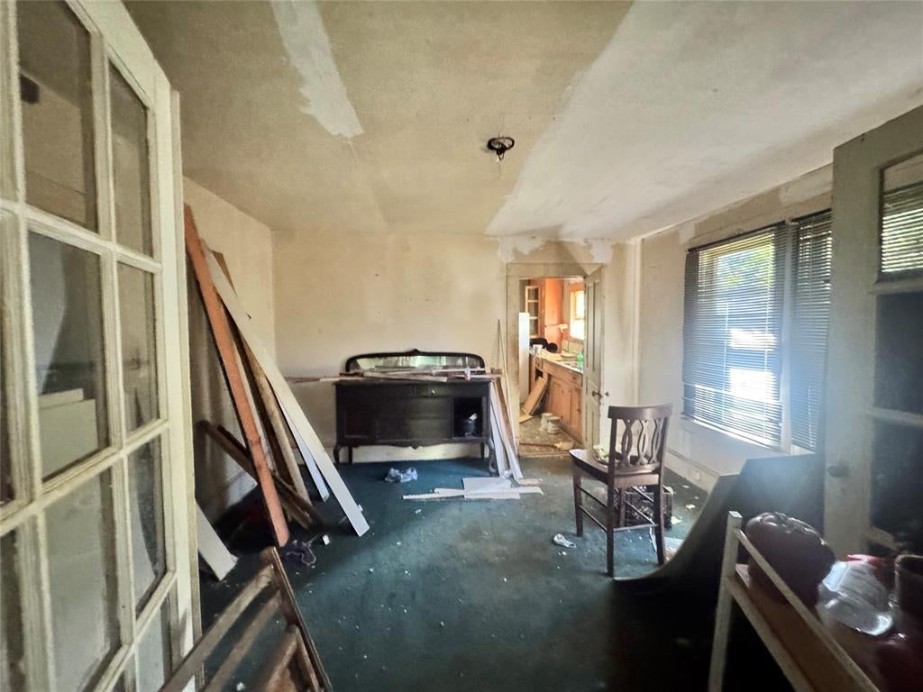 7616 Gideon Street