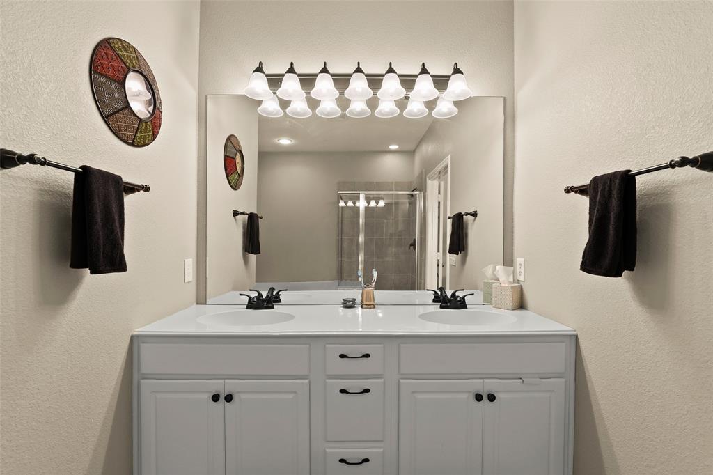 Lakes Of Preston Vineyards Villages Ph Five T - Residential Lease