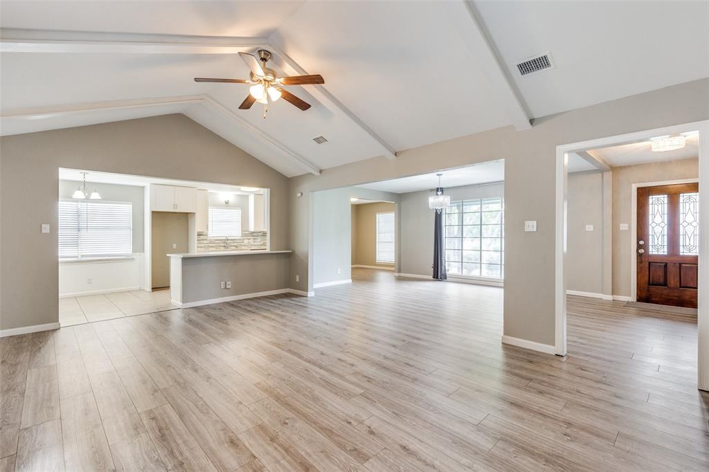 6000 Meredith Lane