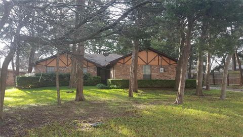 1526 Kingswood Drive, Cedar Hill, TX 75104 - #: 20700933