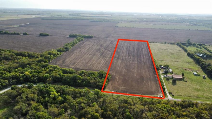 Discover the perfect blend of comfort, space, and opportunity with this expansive 11.6-acre property. Featuring multiple build sites and generous acreage, this parcel is ideal for creating the home or retreat you’ve always envisioned—whether that’s a private residence, a family compound, or a peaceful getaway surrounded by nature.

Located just outside the city limits, you’ll enjoy added flexibility without the oversight of an HOA, allowing you to design your property to suit your lifestyle. A paved road leads directly to the property, offering easy access while maintaining the quiet, country atmosphere you’re looking for.

Here, you can enjoy the tranquility of open land and wide-open skies while staying conveniently close to the amenities and services of Collinsville and Whitesboro. Whether you're commuting, relaxing, or planning for the future, this property offers the ideal balance of privacy and convenience.

Bring your builder and your vision—this is the perfect place to create the home and lifestyle that fit you best.